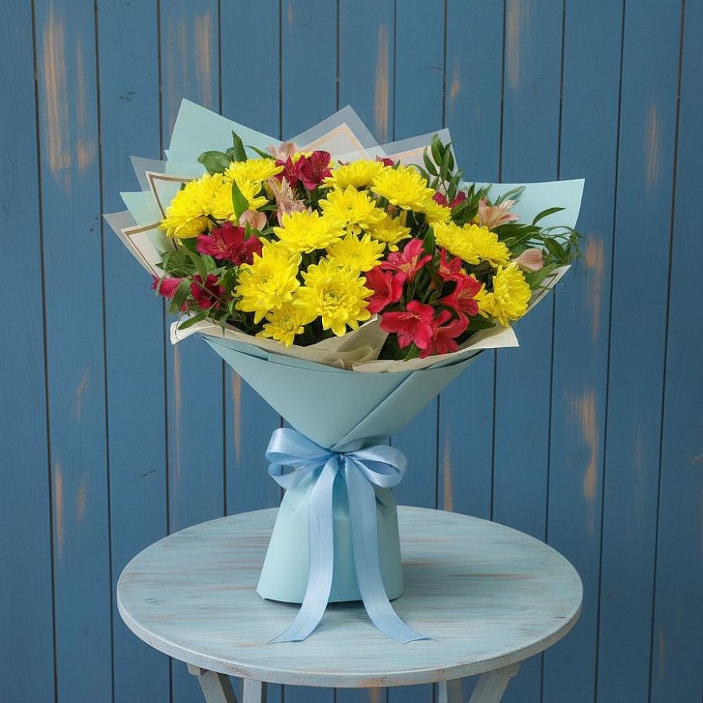 Букет цветов из: Альстромерии и Хризантемы в Судаке