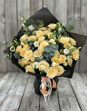 Букет цветов из:  Розы и Лизиантусы в Судаке