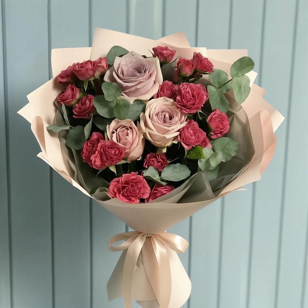 Букет цветов из: Гвоздики и Розы в Судаке