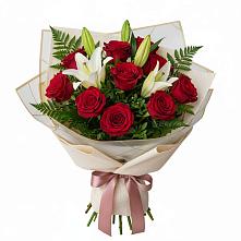 Букет цветов из:  Лилии и Розы в Судаке