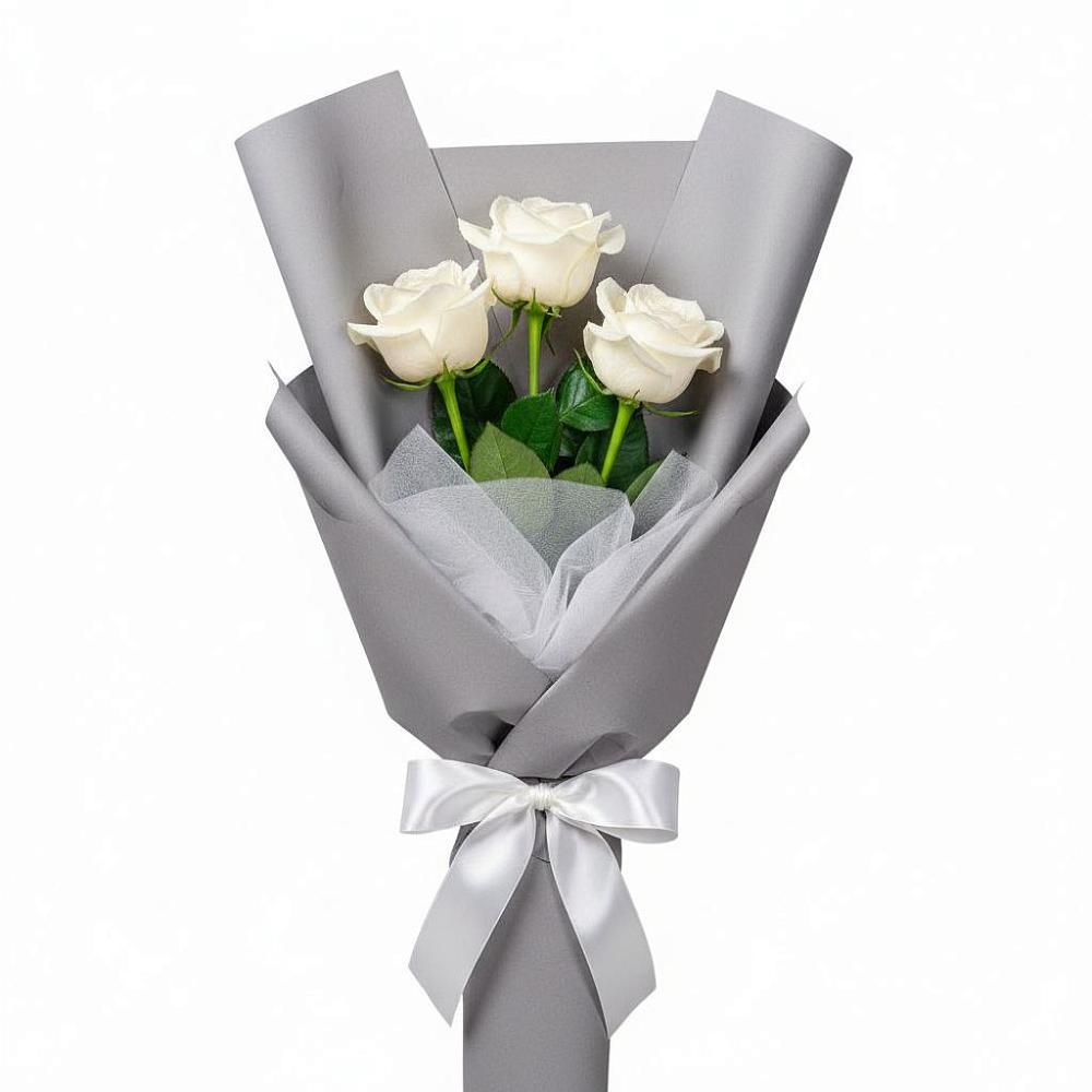 Букет 3 белые розы в Судаке