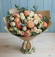 Букет цветов из:  Альстромерии и Розы в Судаке