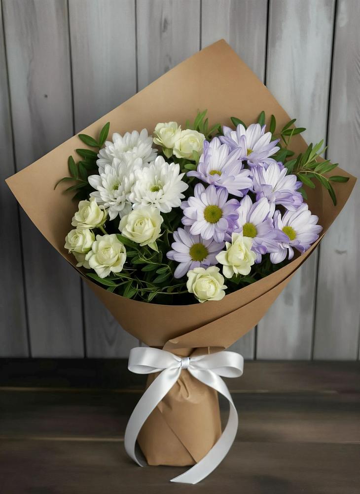 Букет цветов из: Хризантемы и Розы в Судаке