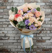 Букет цветов из:  Розы, Лизиантусы и Гвоздики в Судаке