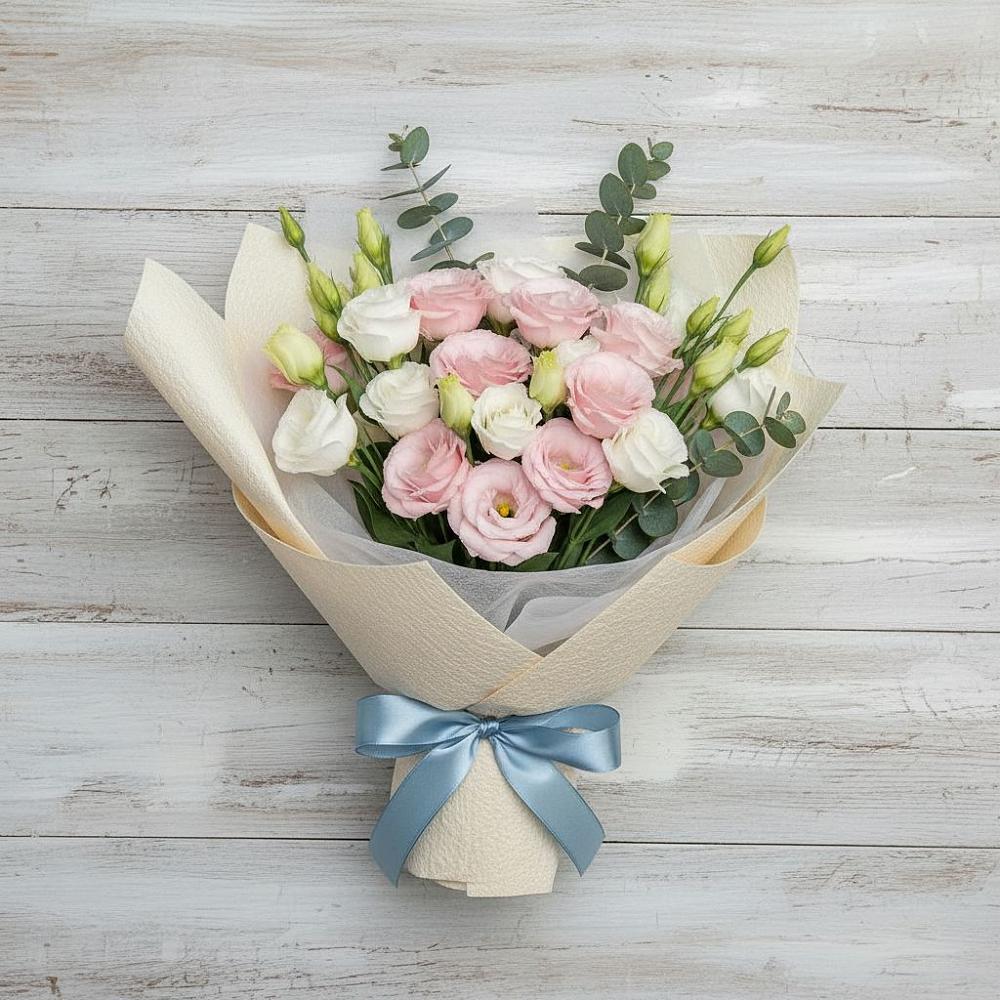 Букет цветов из: Лизиантусы в Судаке