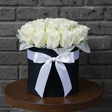 Цветочная композиция из Розы в шляпной коробке в Судаке