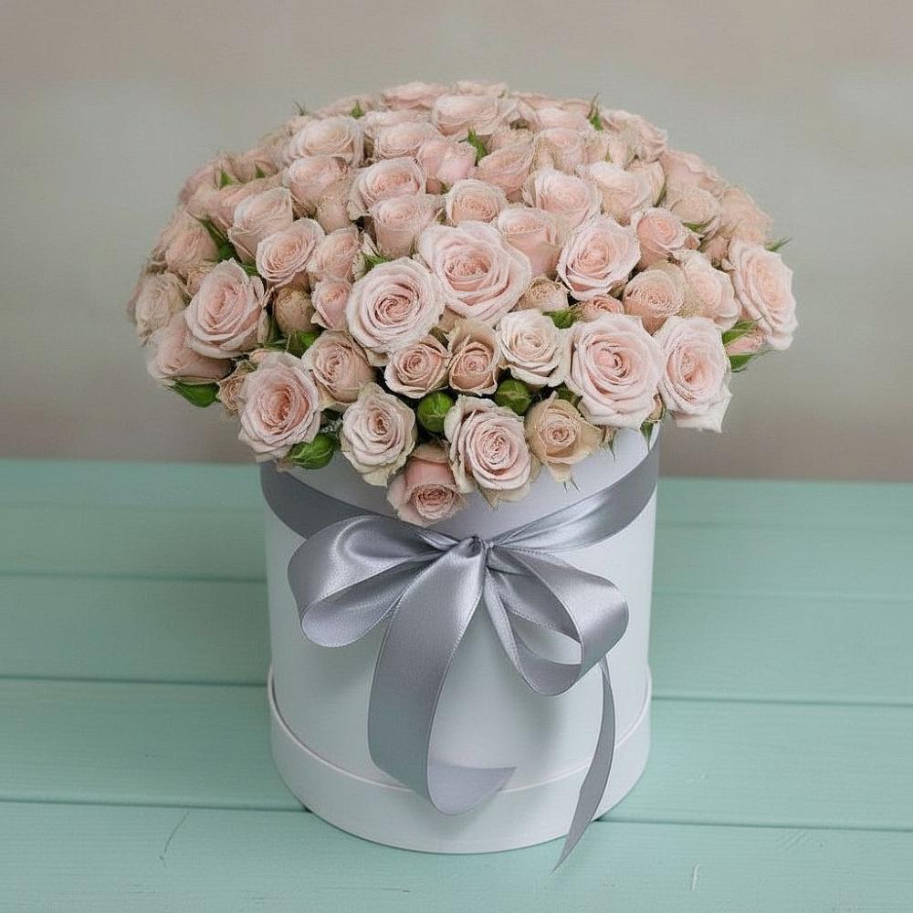 Цветочная композиция из Розы в шляпной коробке в Судаке